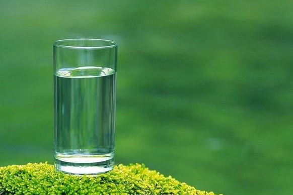 加湿器使用四种类型的水_辣椒视频APP下载并安装厂家